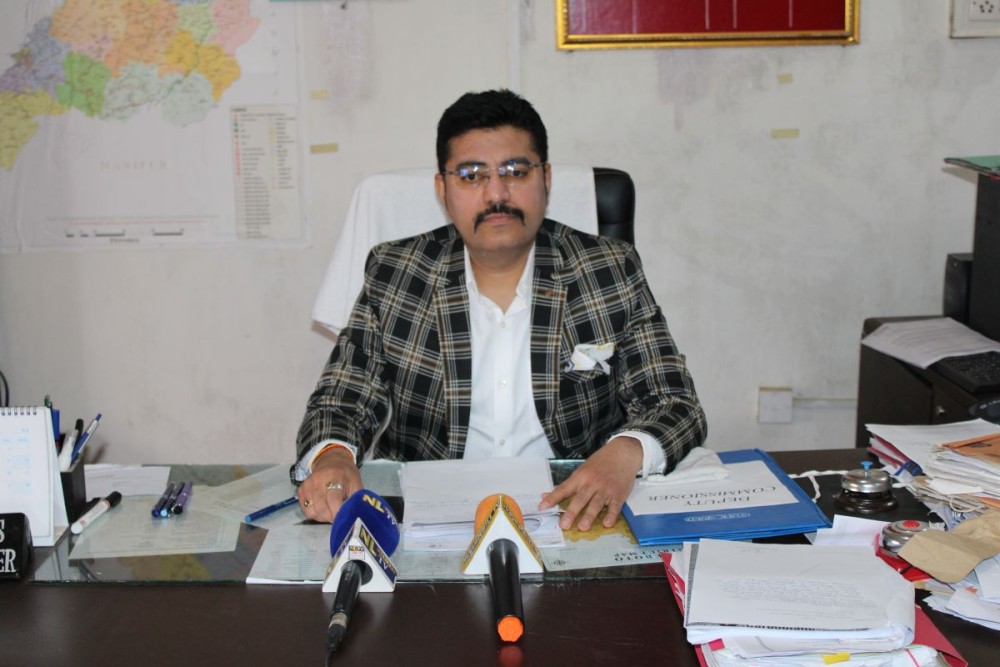 DC Zunheboto Rahul Bhanudas Mali, IAS Addressing the media after the meeting on March 17 at DC Chamber, Zunheboto. (Morung Photo)
